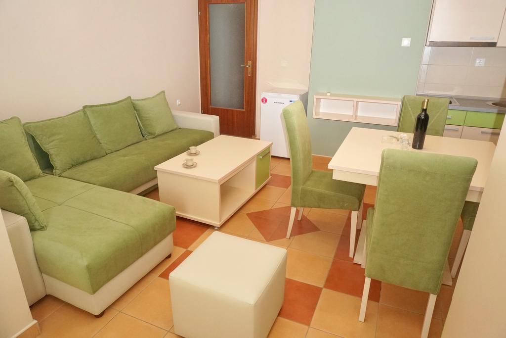 Apartments Ristak 奥赫里德 外观 照片