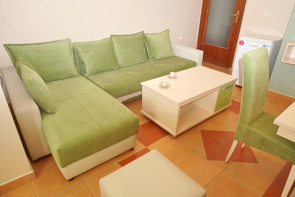 Apartments Ristak 奥赫里德 外观 照片